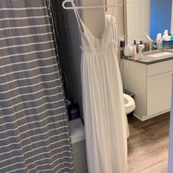 Dresses and tunic - Picture 7 of 10